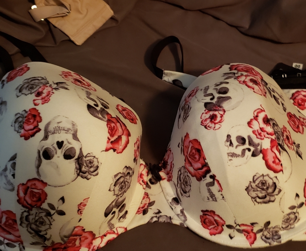Torrid Bra 44DD